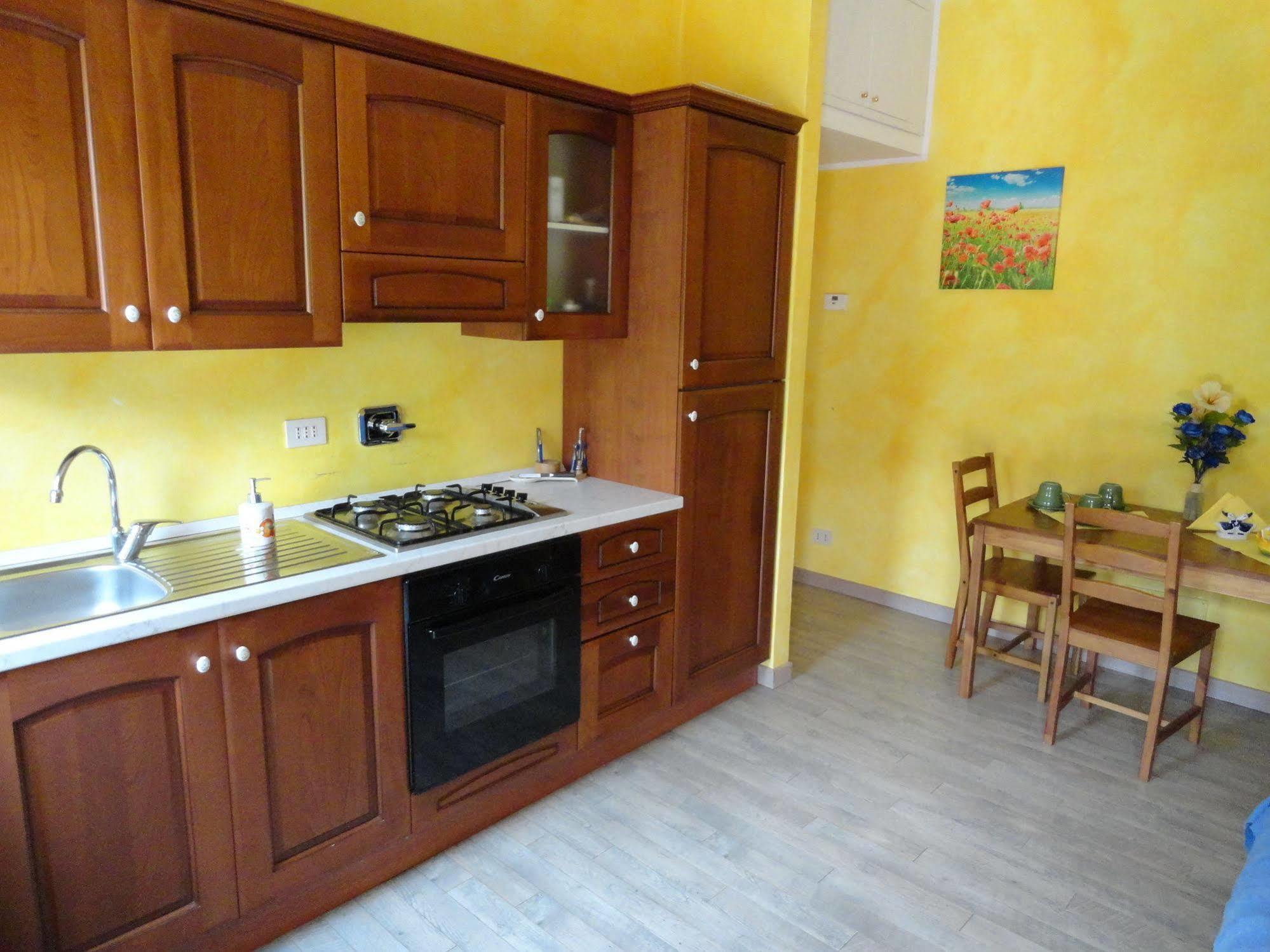 Casa Vacanza Spirito Libero 피아넬로 외부 사진
