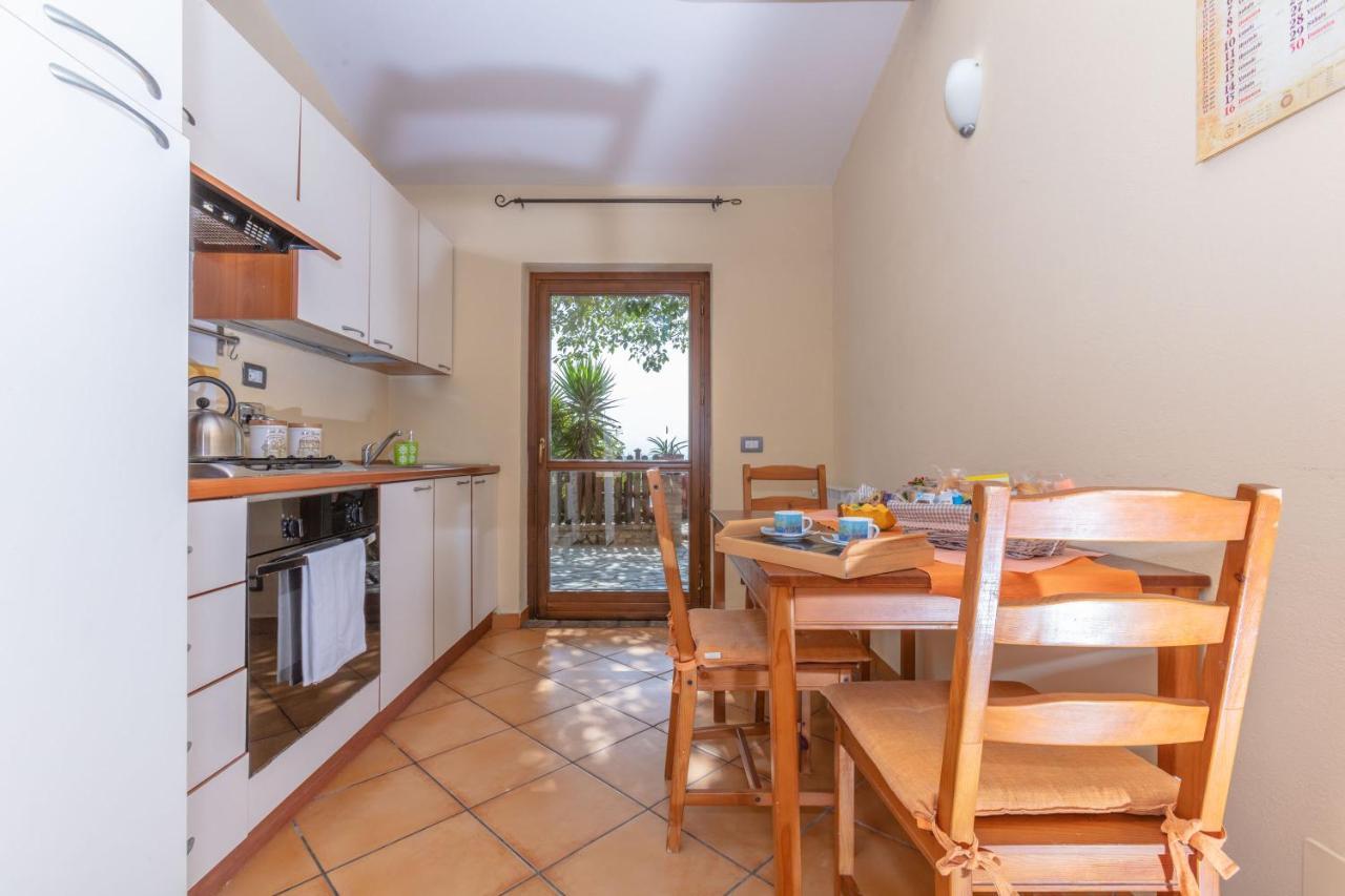 Casa Vacanza Spirito Libero 피아넬로 외부 사진